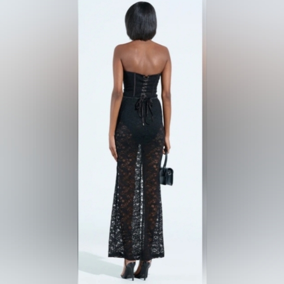 Akira Black Lace Maxidress - Picture 3 of 5
